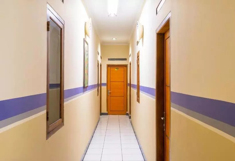 ホテル Oyo 2625 Pondok Penginapan Patradisa