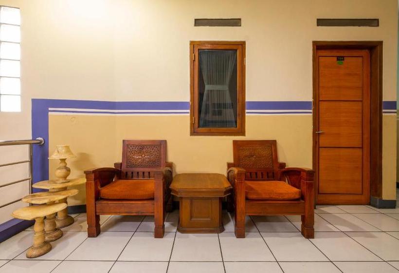 Hotel Oyo 2625 Pondok Penginapan Patradisa