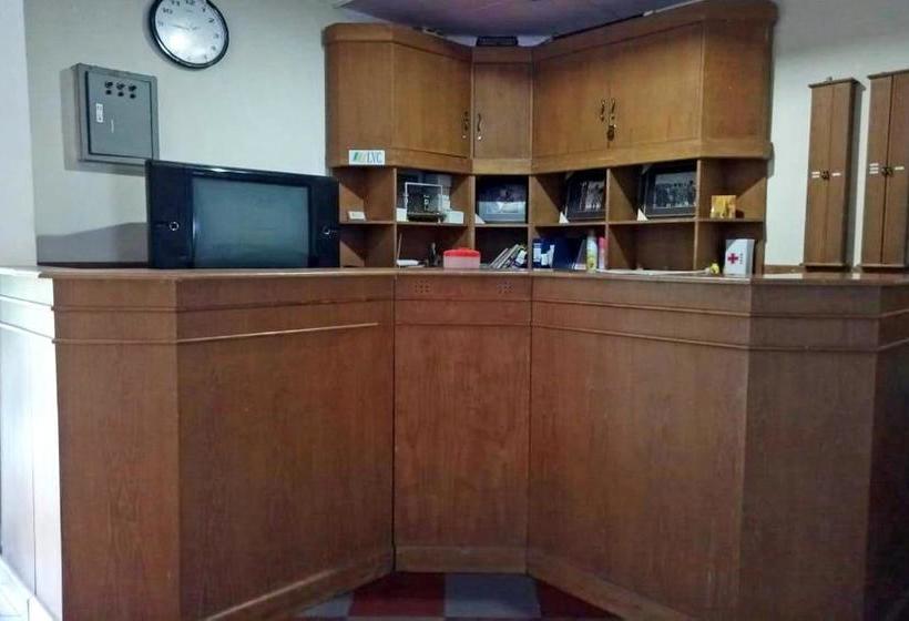 Hotel Oyo 2787 Wisma Guci Kencana