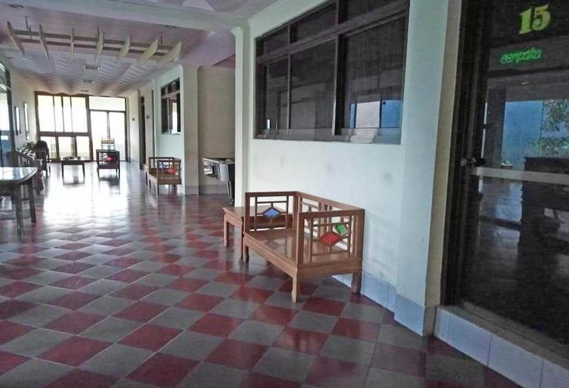 Hotel Oyo 2787 Wisma Guci Kencana