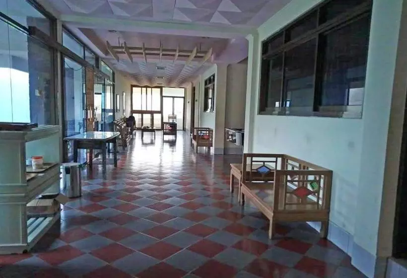 Hotelli Oyo 2787 Wisma Guci Kencana