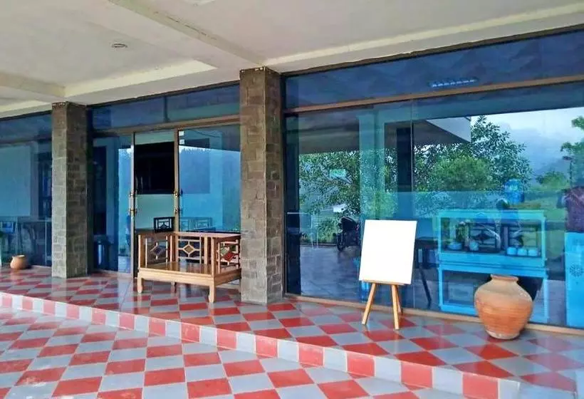 Hotelli Oyo 2787 Wisma Guci Kencana