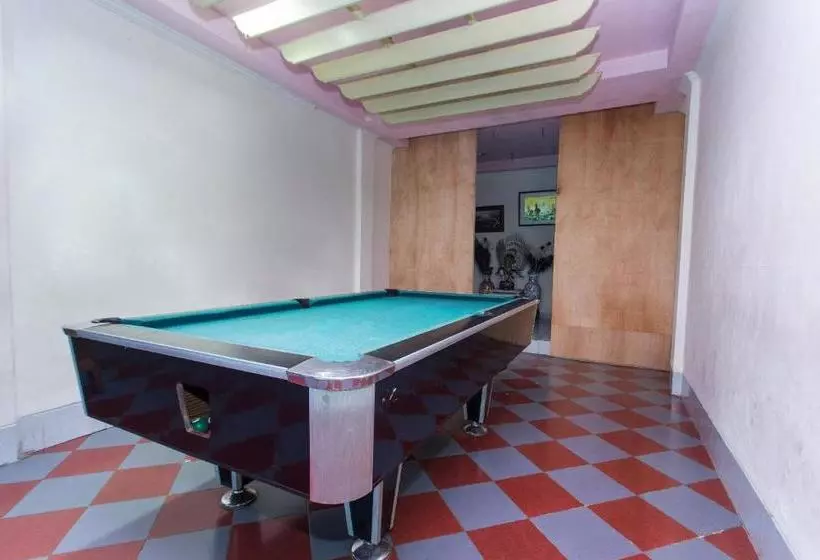 Hotelli Oyo 2787 Wisma Guci Kencana
