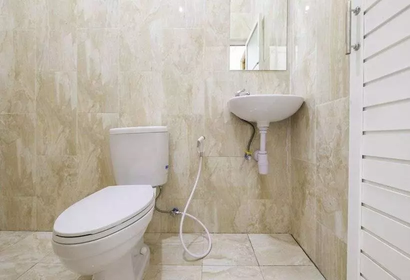 Hotelli Siliwangi Guest House Syariah Tasikmalaya Mitra Reddoorz