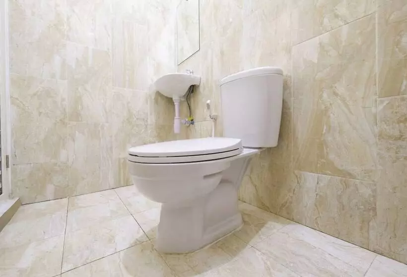 Hotelli Siliwangi Guest House Syariah Tasikmalaya Mitra Reddoorz