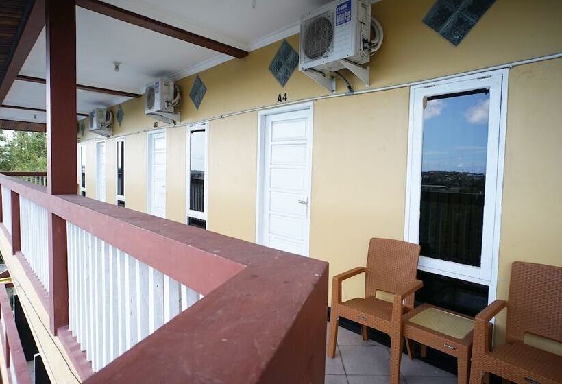 Hotel Spot On 2729 Marzan Syariah Guest House