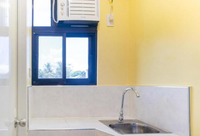 בית מלון כפרי Yellow Pad