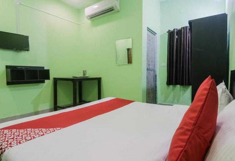 Hotel Oyo 48801 Golden Leaf