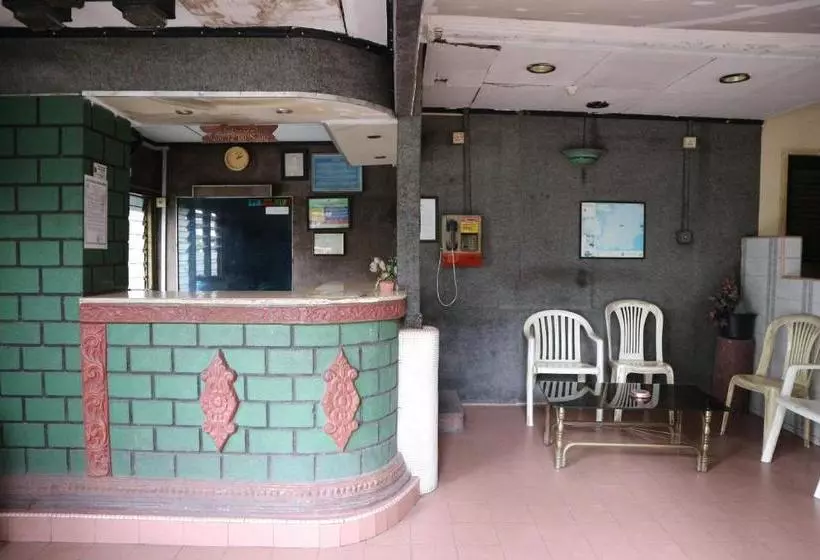 Spot On 2685 Hotel Surya