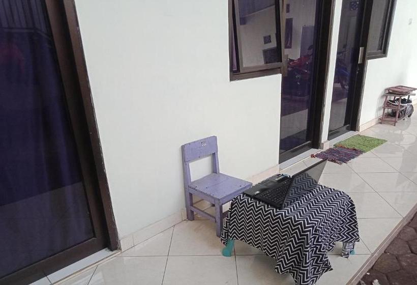 Hotel Spot On 2714 Omah Ayu Syariah