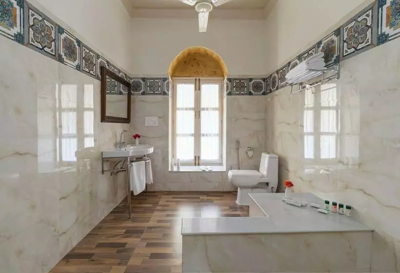 ホテル Welcomheritage Mohangarh Fort