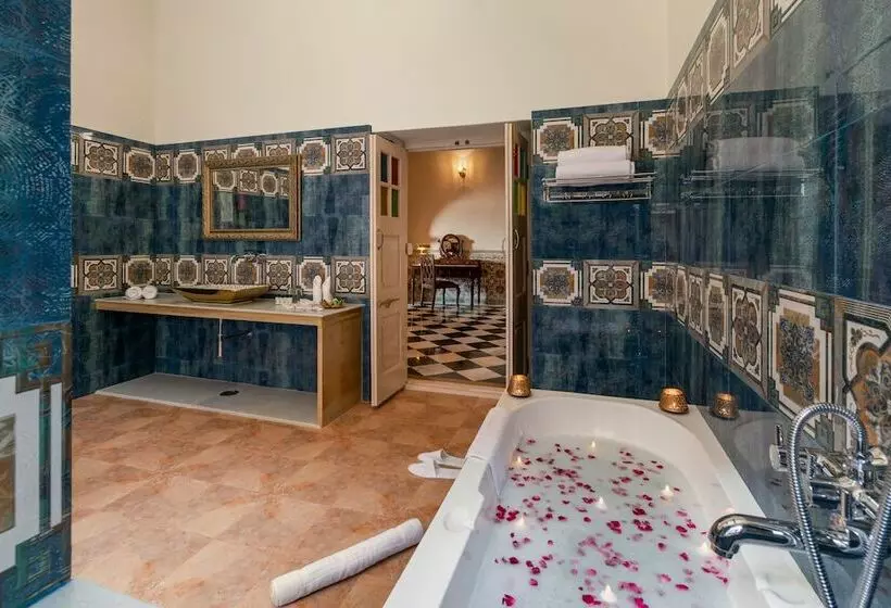 ホテル Welcomheritage Mohangarh Fort