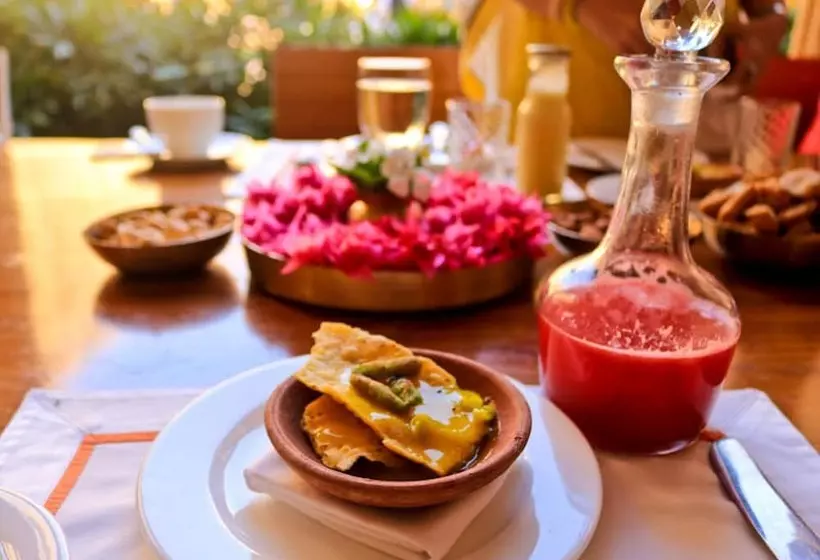 ホテル Welcomheritage Mohangarh Fort