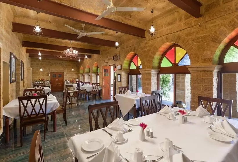 ホテル Welcomheritage Mohangarh Fort