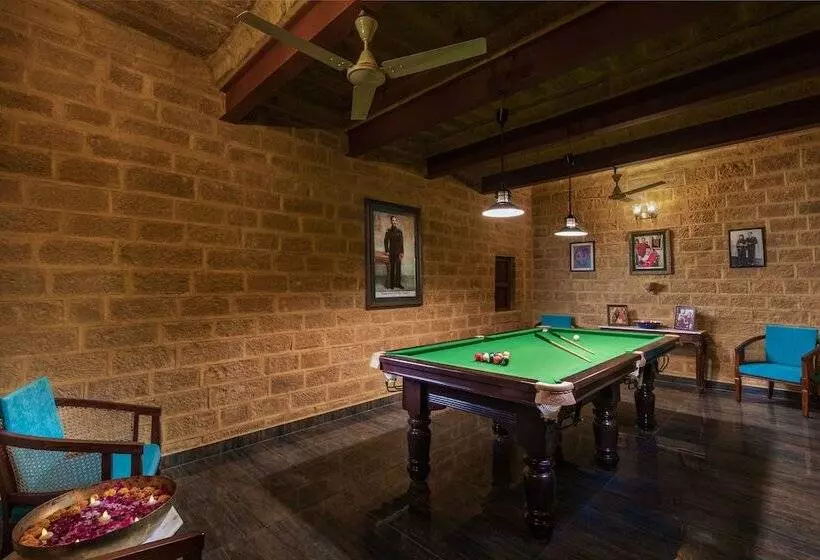 ホテル Welcomheritage Mohangarh Fort