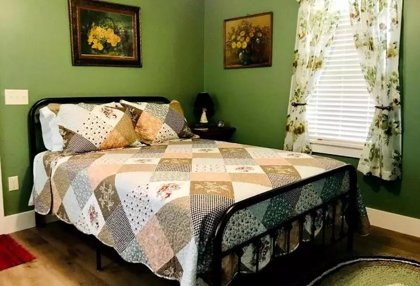 مُتل Rockwood Motor Court