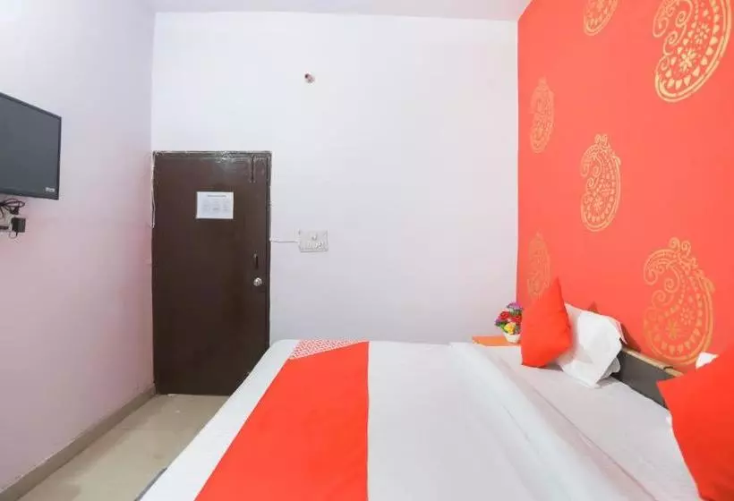 Hotelli Oyo 67590  Krishna Vedanand Residency