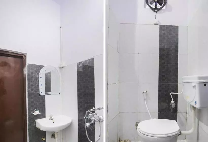Hotelli Oyo 67590  Krishna Vedanand Residency