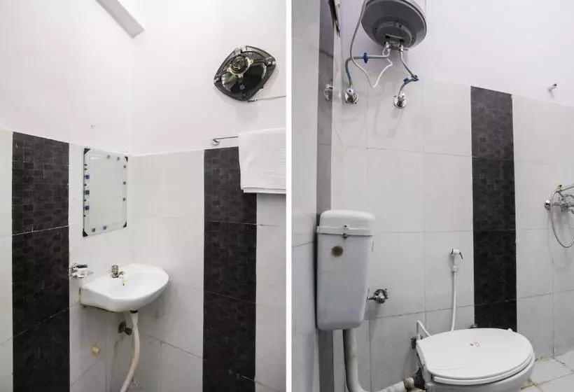 Hotelli Oyo 67590  Krishna Vedanand Residency