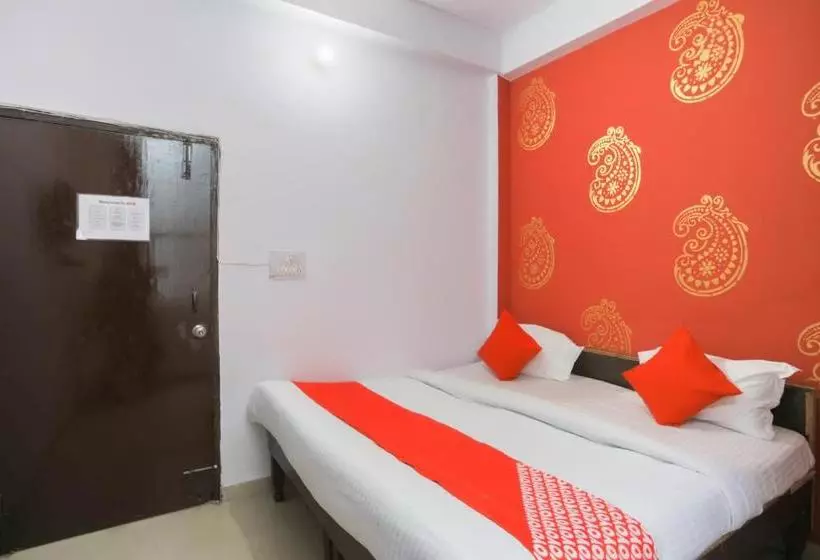 Hotelli Oyo 67590  Krishna Vedanand Residency