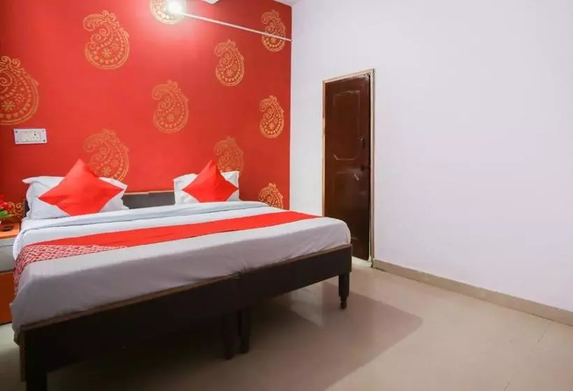 Hotelli Oyo 67590  Krishna Vedanand Residency