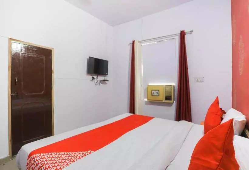 Hotelli Oyo 67590  Krishna Vedanand Residency