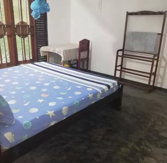 پانسیون Samanthi Guesthouse