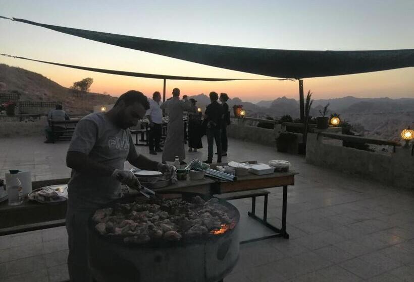 هتل Infinity Lodge