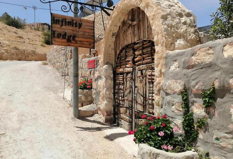 هتل Infinity Lodge