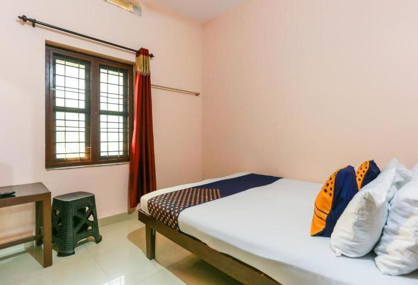 בית מלון כפרי Spot On 64444 Ppg Chottanikkara