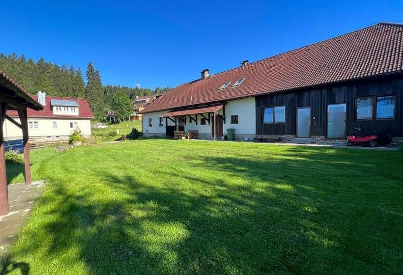 ペンション Kubovka 63