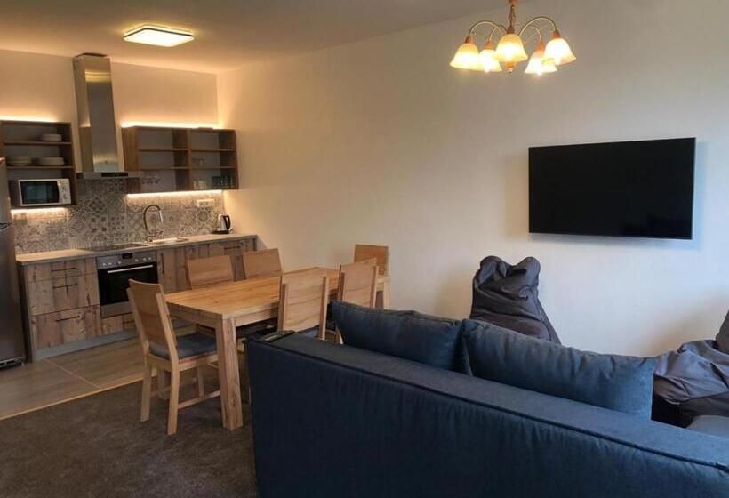 ペンション Kubovka 63