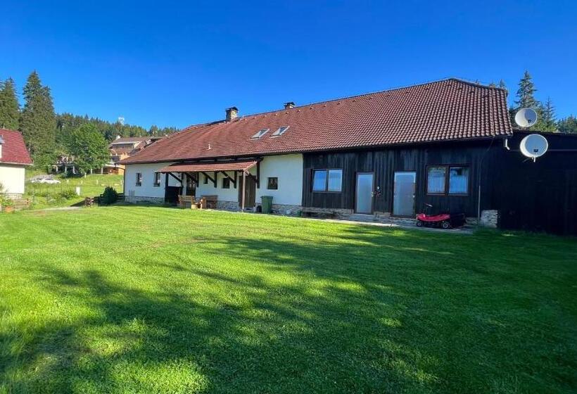 ペンション Kubovka 63