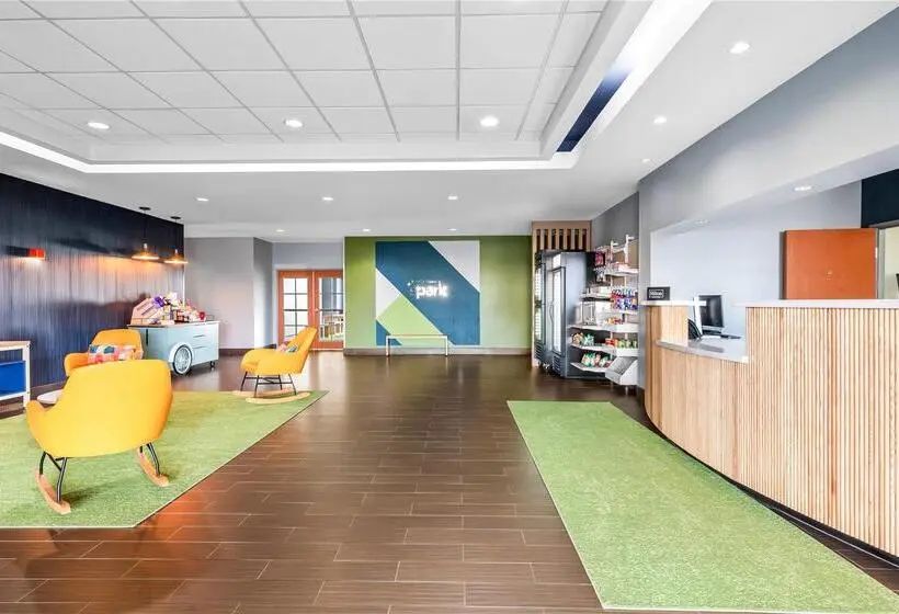 ホテル Comfort Inn & Suites Shawnee North Near I40