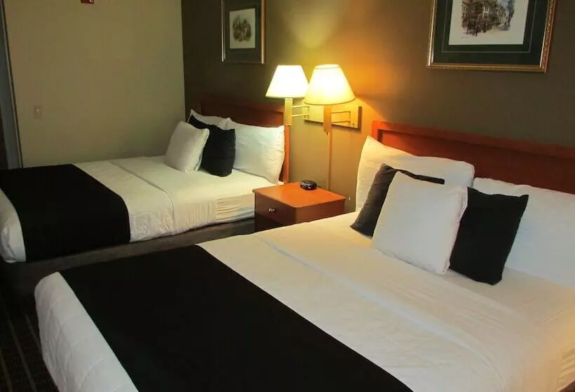 בית מלון כפרי Fairbridge Inn & Suites