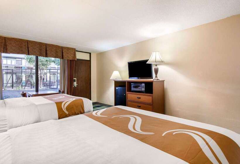 فندق Quality Inn Arkansas City North