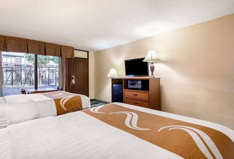فندق Quality Inn Arkansas City North