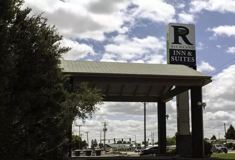 هتل Richland Inn And Suites