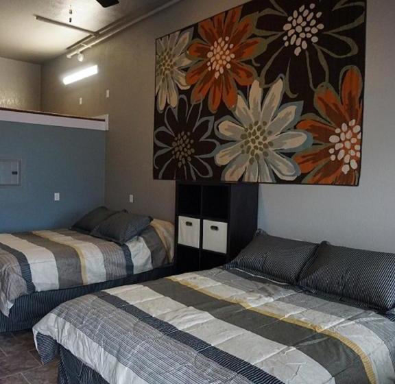 Hotel Riverfront Studio Suites