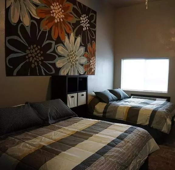 هتل Riverfront Studio Suites