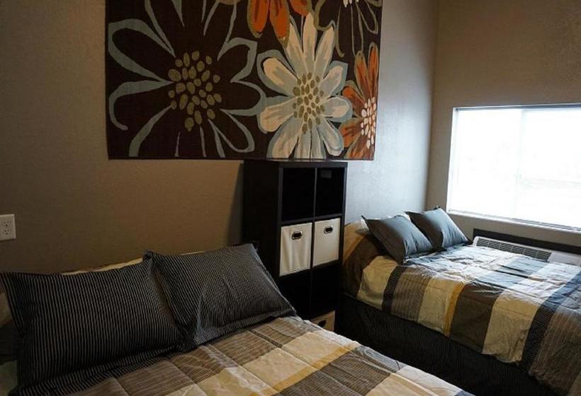 Hotel Riverfront Studio Suites