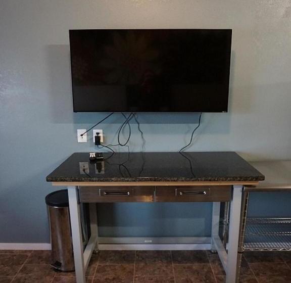 Hotel Riverfront Studio Suites