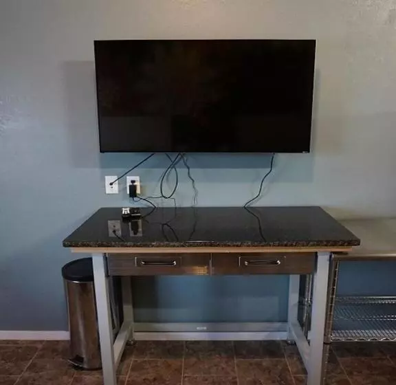 هتل Riverfront Studio Suites