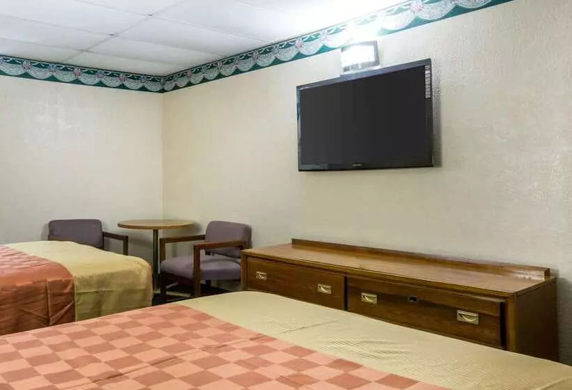 فندق Rodeway Inn