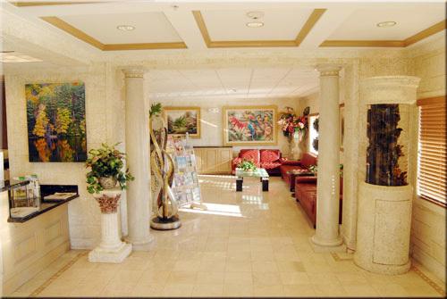 Отель Royal Inn