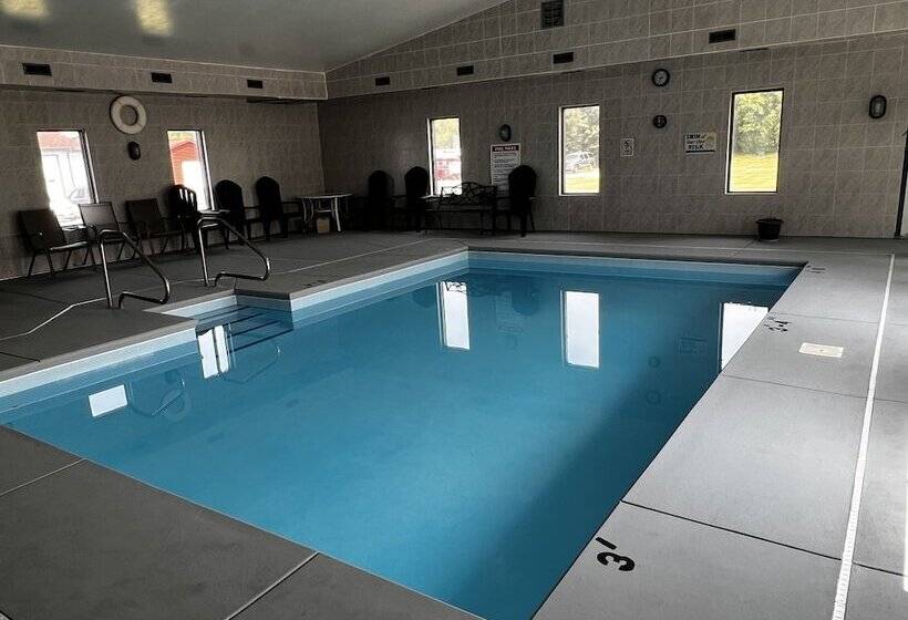 Мотель Sky Lodge Inn & Suites Delavan