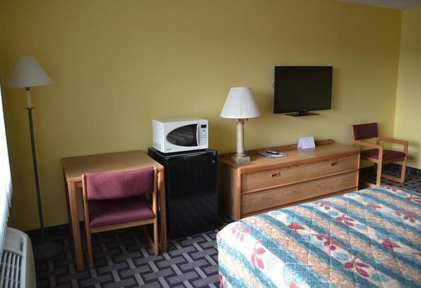 Мотель Sky Lodge Inn & Suites Delavan