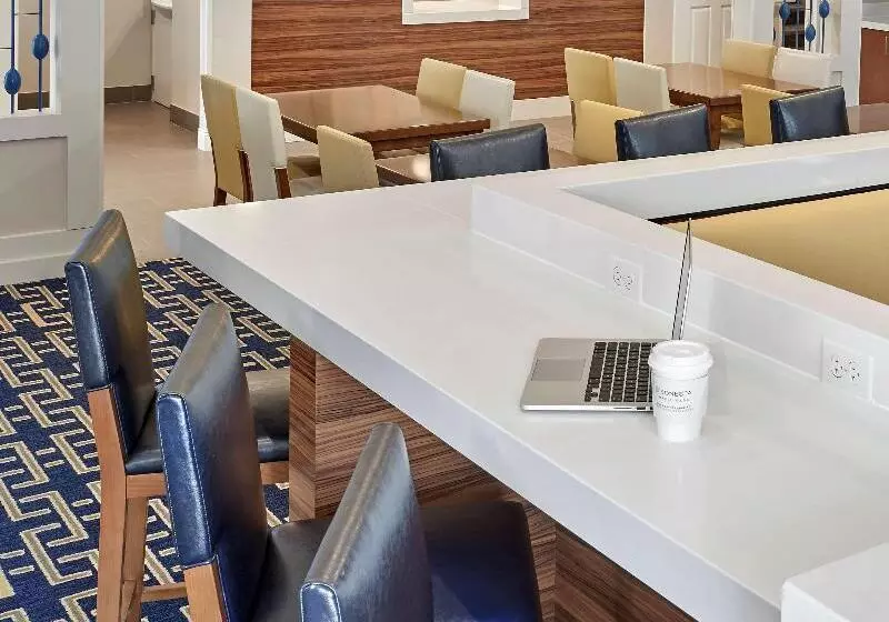 اقامتگاه Sonesta Es Suites Portland Vancouver Parkway