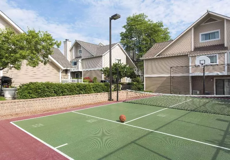 اقامتگاه Sonesta Es Suites Portland Vancouver Parkway