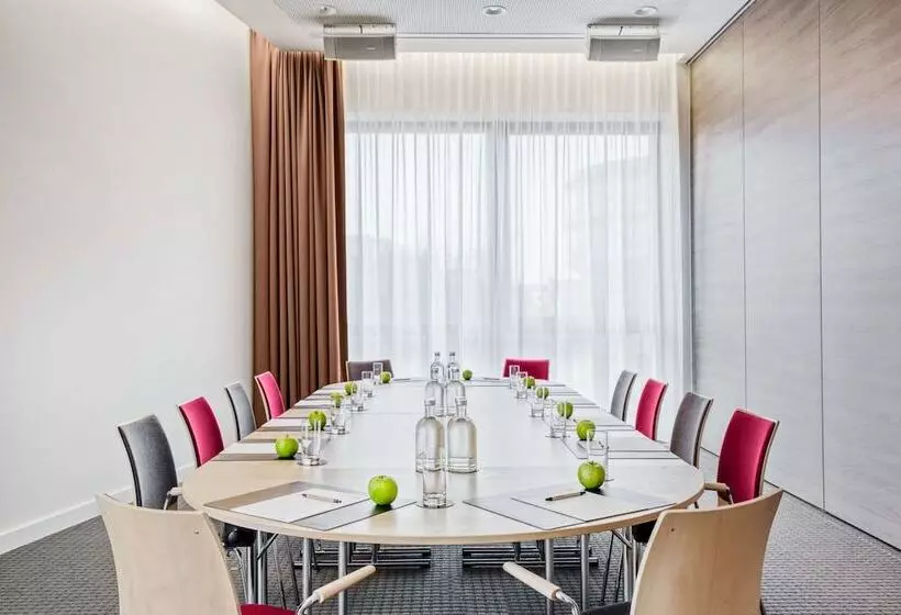 Intercityhotel Hannover Hauptbahnhof Ost